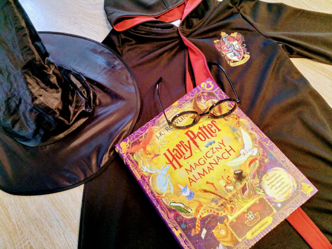 Harry Potter. Magiczny almanach